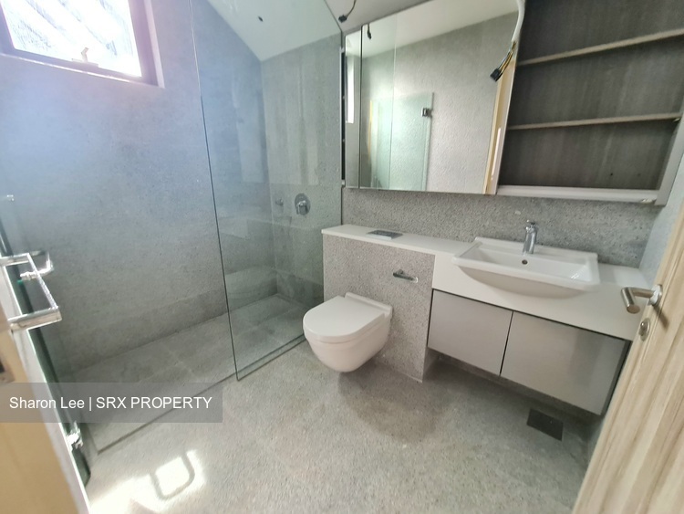 M5 (D10), Apartment #490854101